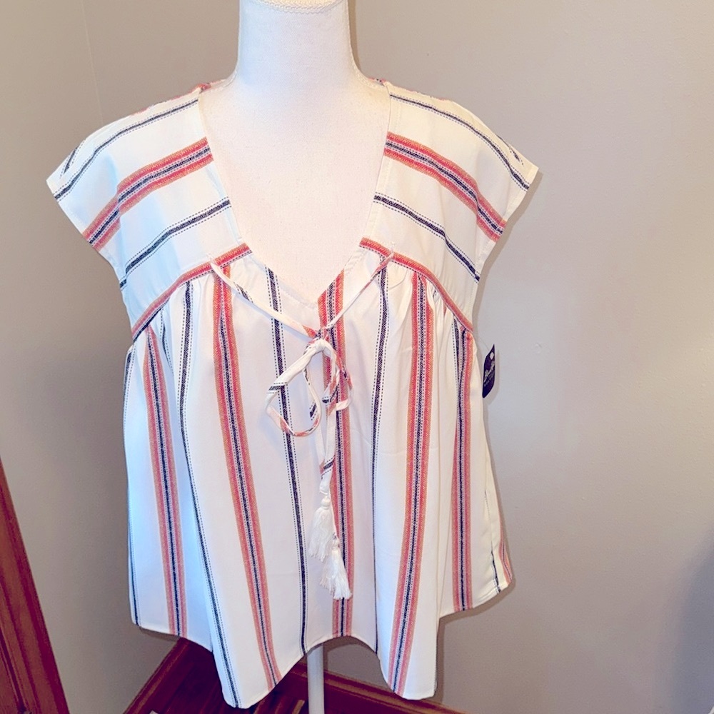 Women’s Boutique NEW with Tags  Sleeveless Blouse White Orange Stripes - Medium